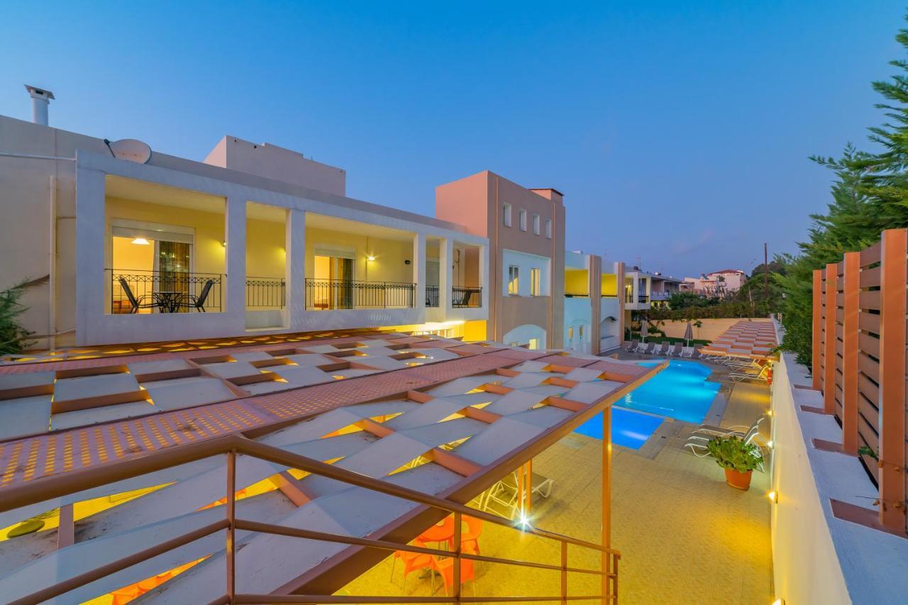 Matthias Hotel Apartments อาเดเลียโนส กัมโปส ภายนอก รูปภาพ